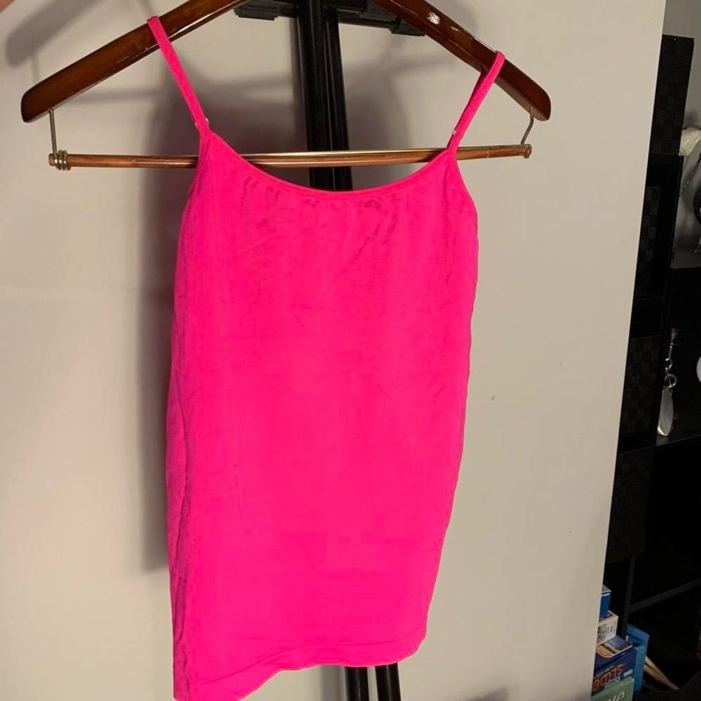 Pink tank top BUNDLE! 🌸 - Picture 7 of 8